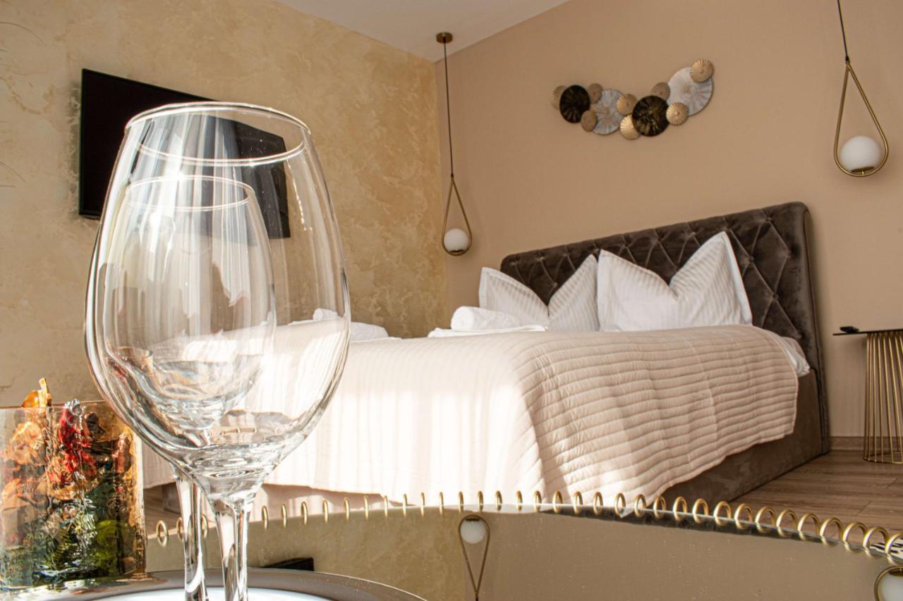 Apartment Alios Lux Брашов Екстериор снимка